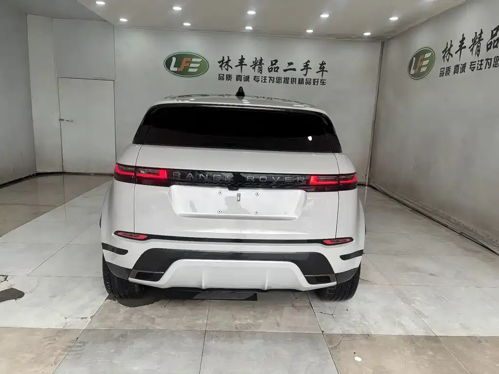 Land Rover Evoque — фото 10