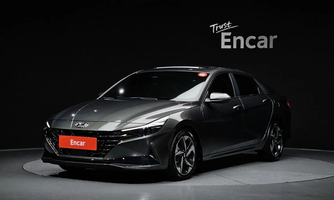 Hyundai AVANTE — фото 1