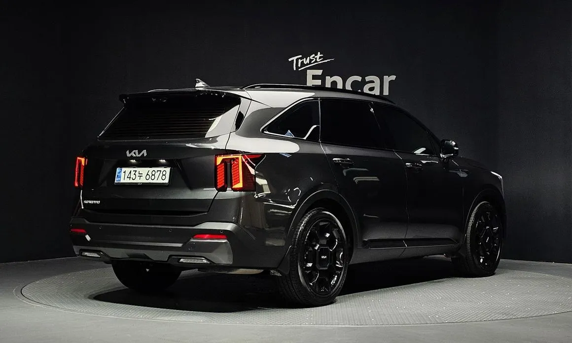 Kia Sorento — фото 7
