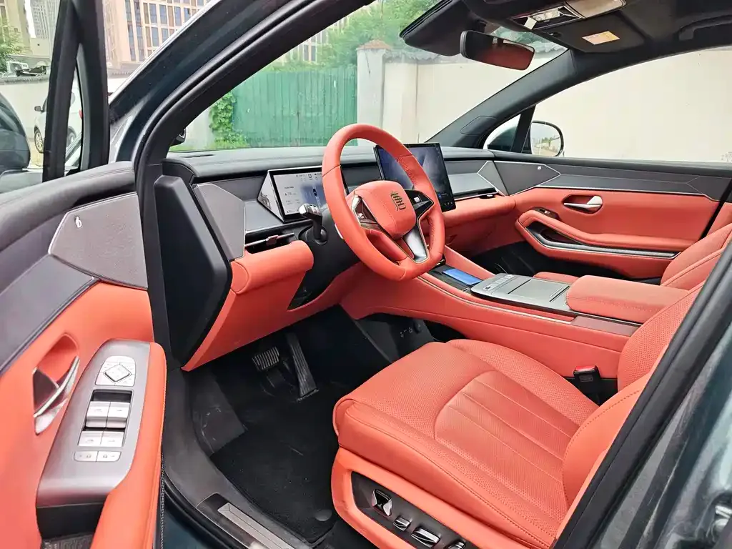 BYD Tang L — фото 2
