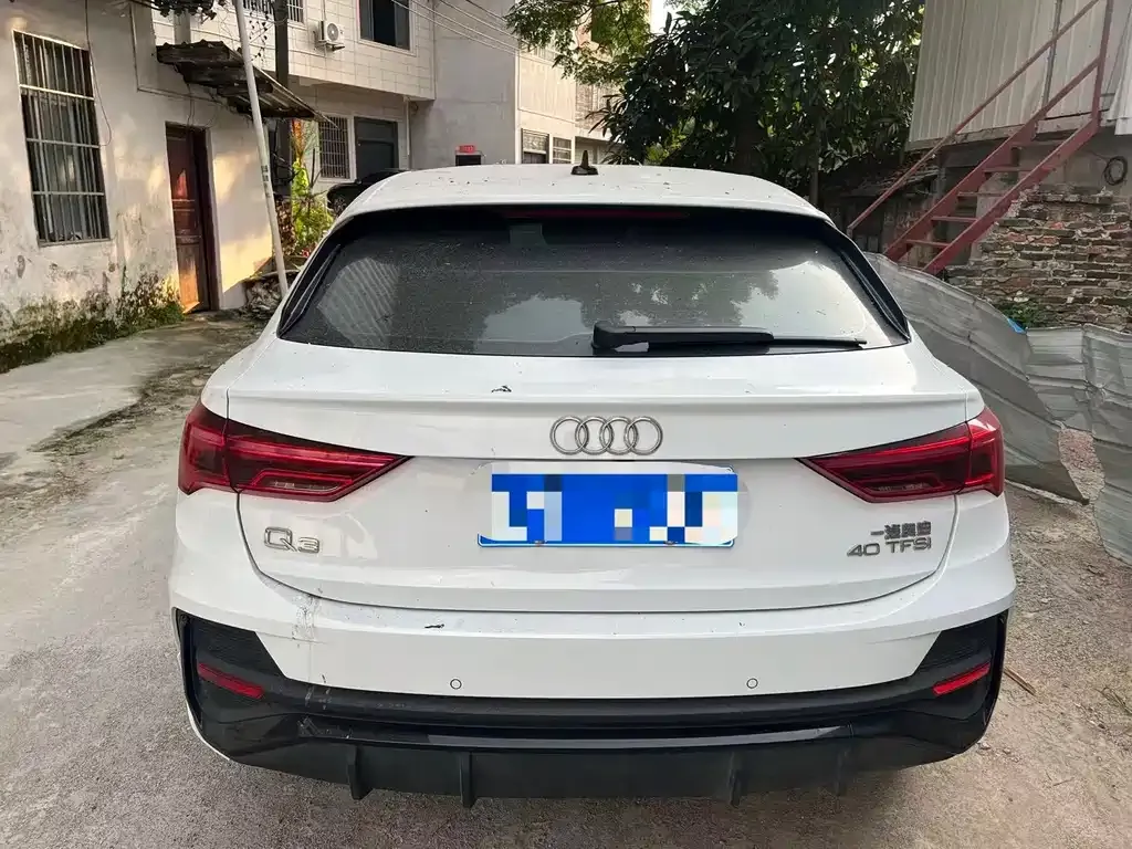 Audi Q3 Sportback — фото 8