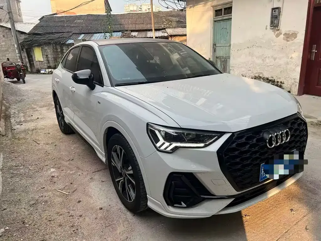 Audi Q3 Sportback — фото 9