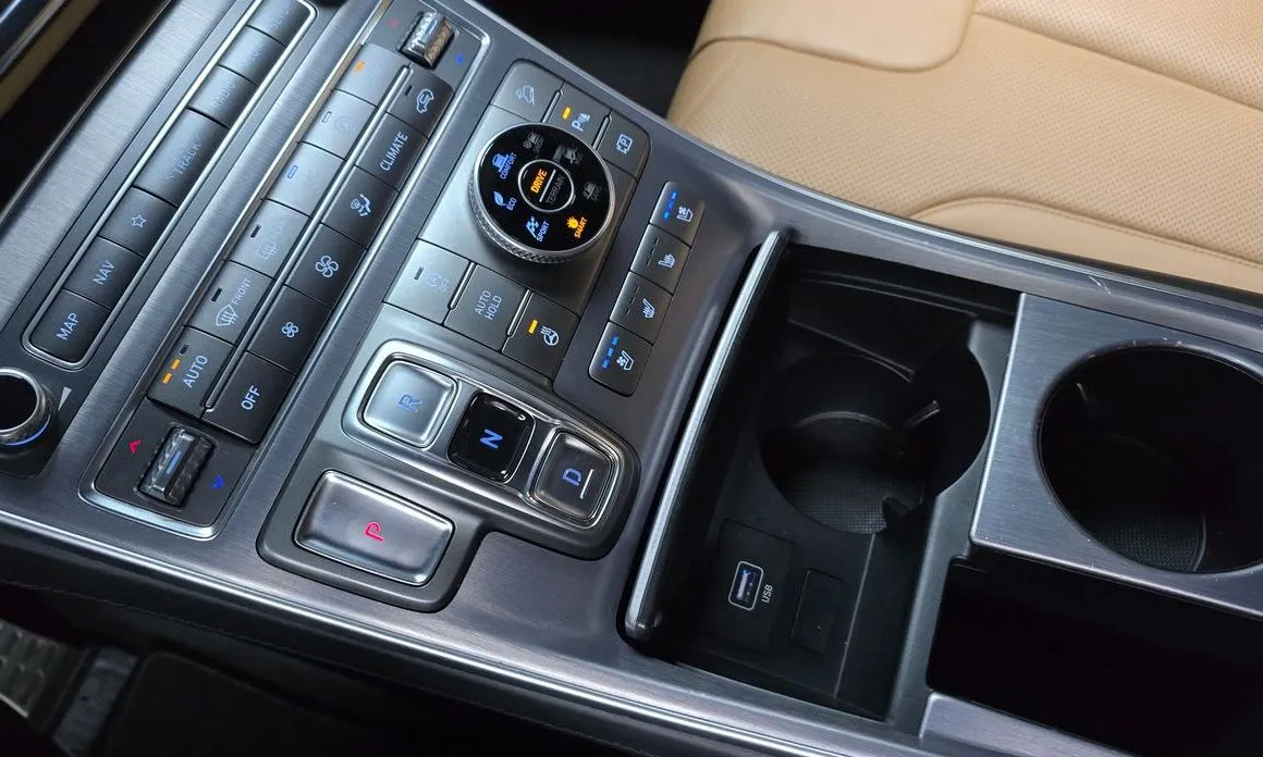 Hyundai Santafe — фото 10