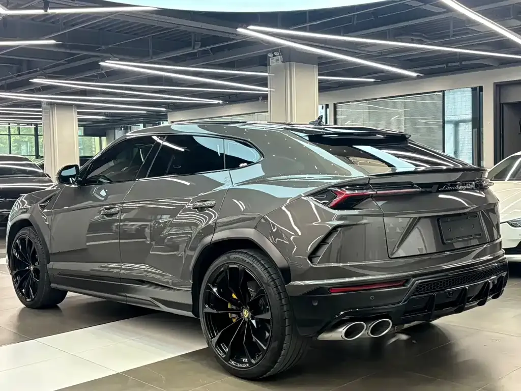 Lamborghini Urus — фото 4