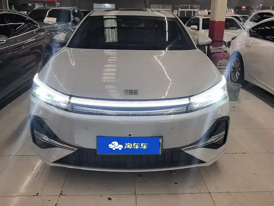 Geely 银河A7 EM — фото 10