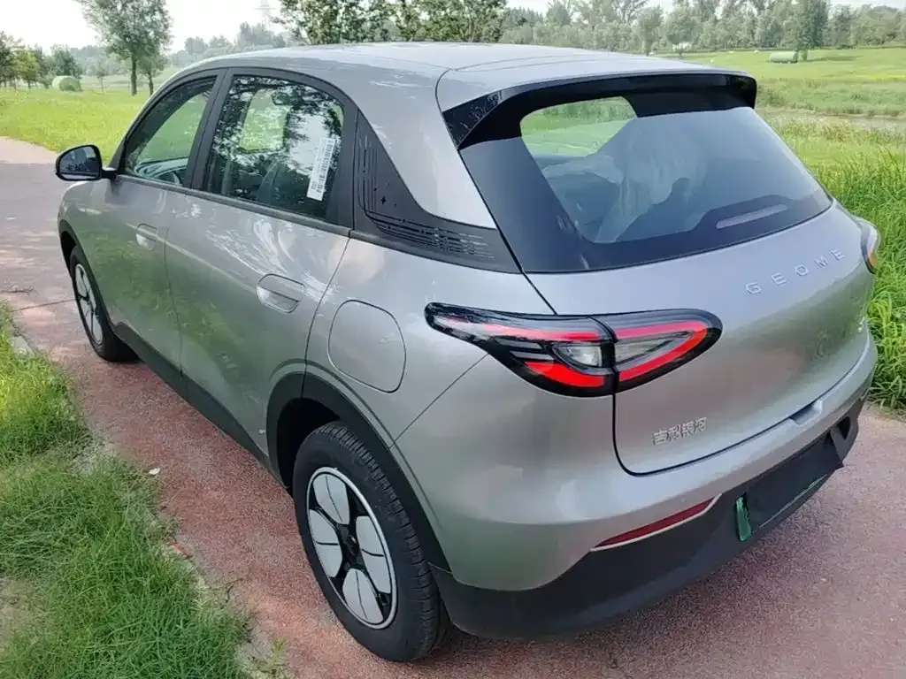 Geely Starburst — фото 4