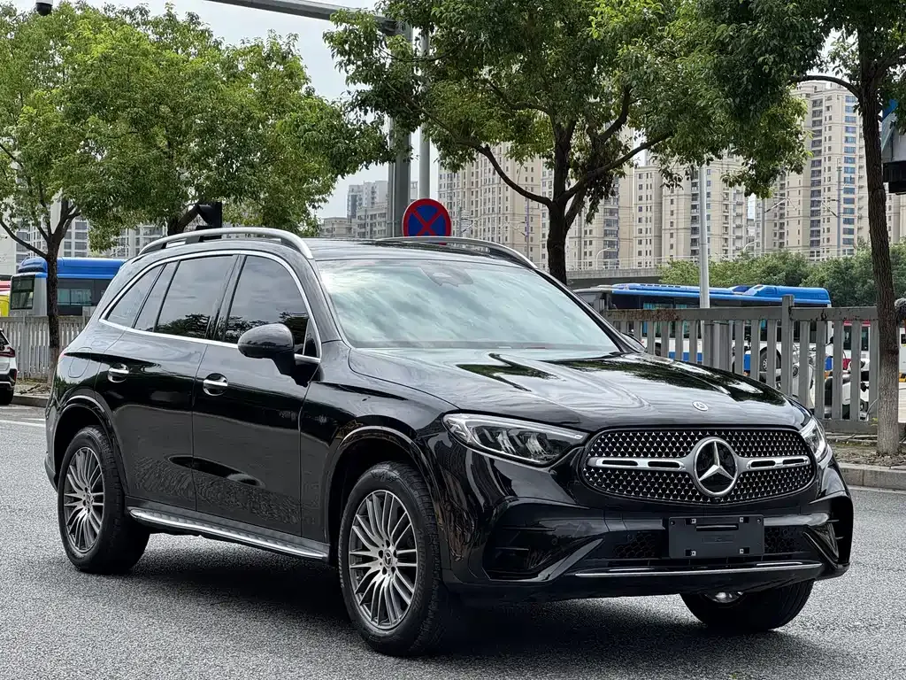 Mercedes-Benz GLC — фото 1