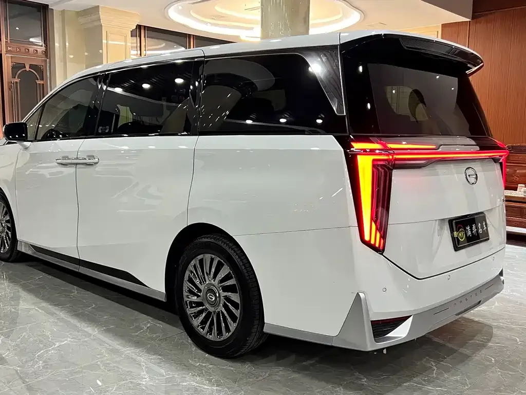 GAC Motor Trumpchi M8 — фото 7