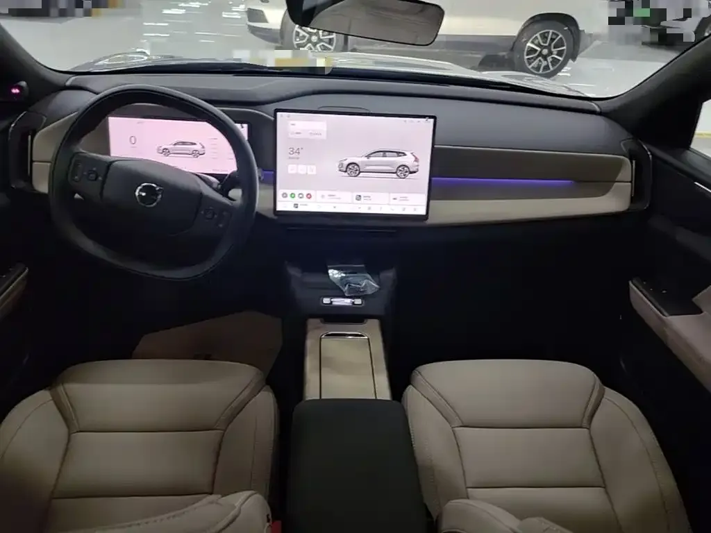 Volvo XC70 Plug-in Hybrid — фото 7