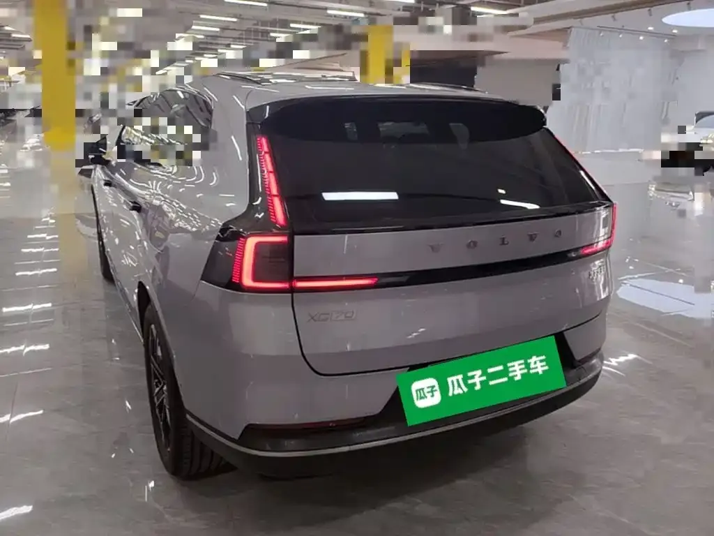 Volvo XC70 Plug-in Hybrid — фото 10