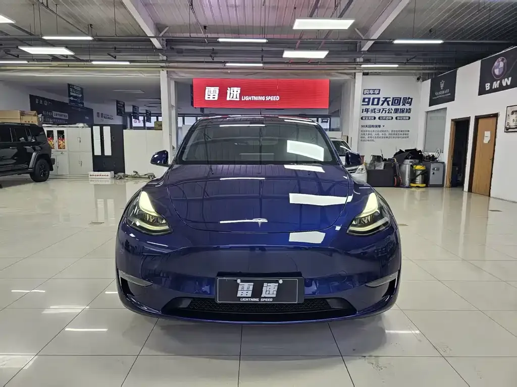 Tesla Model Y — фото 4
