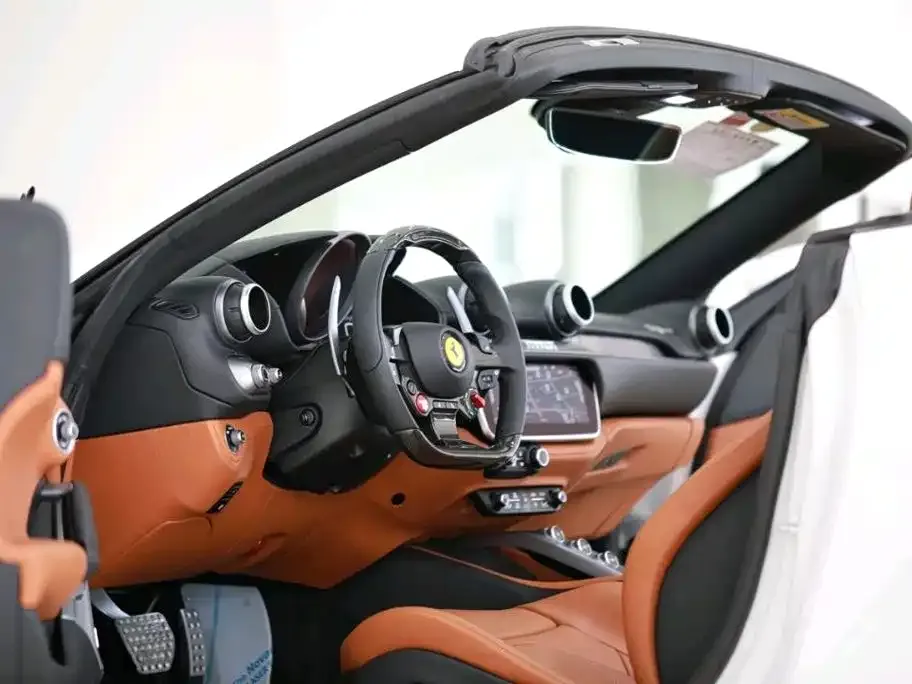 Ferrari Portofino — фото 10