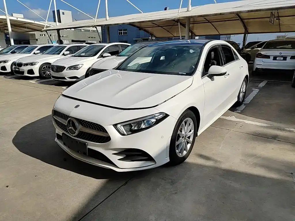 Mercedes-Benz A-Class — фото 10