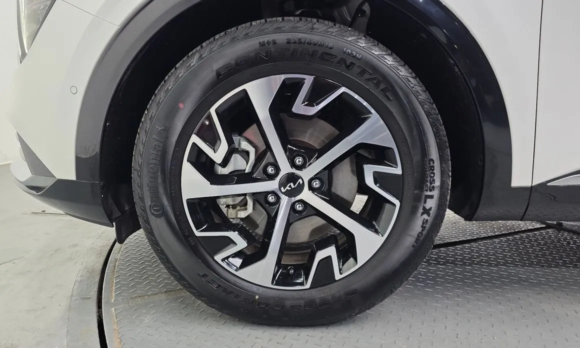 Kia Sportage — фото 9