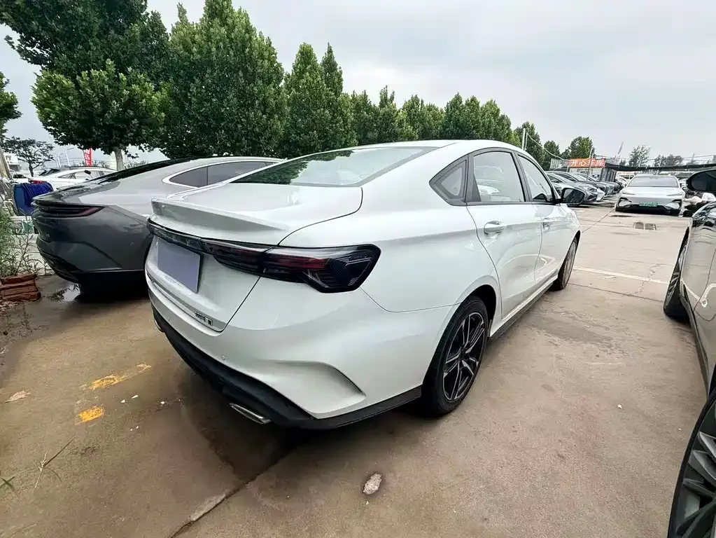 Geely Binrui — фото 6