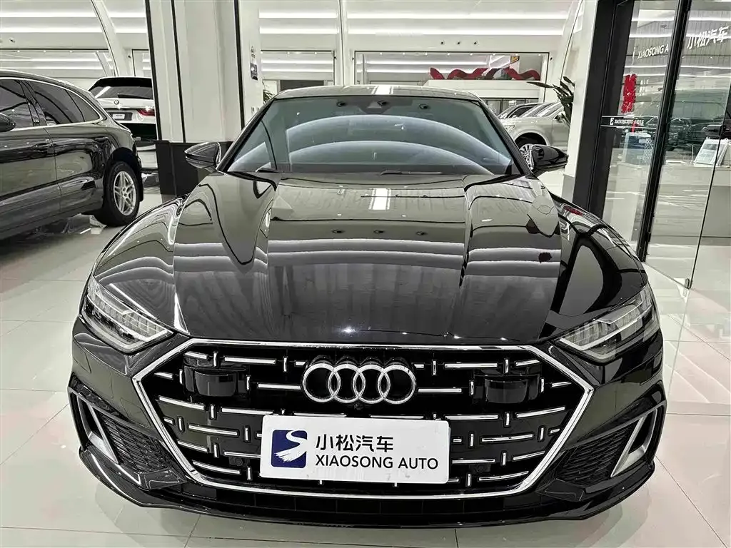 Audi A7L — фото 9