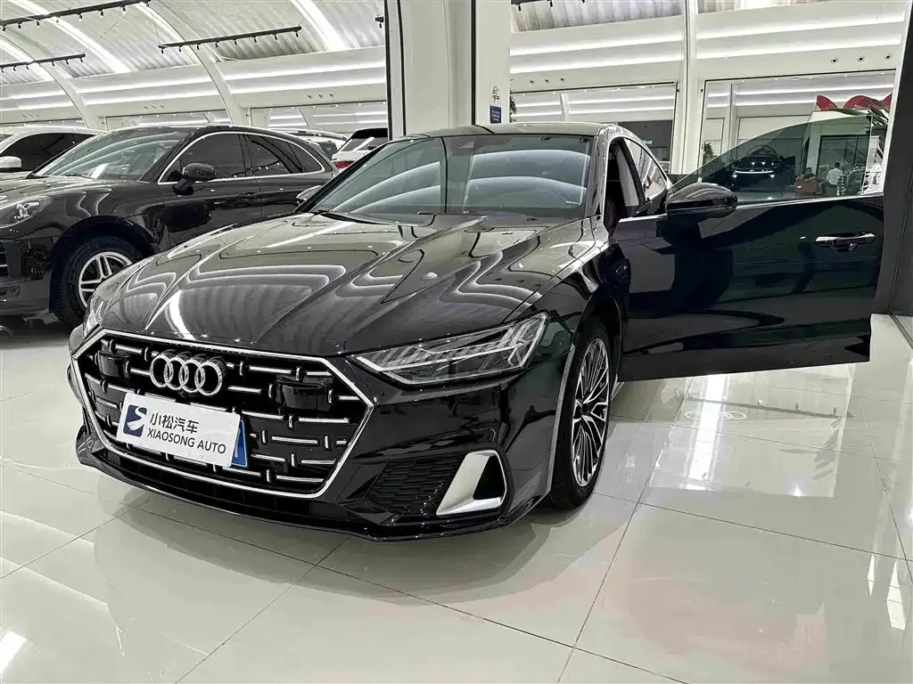 Audi A7L — фото 7