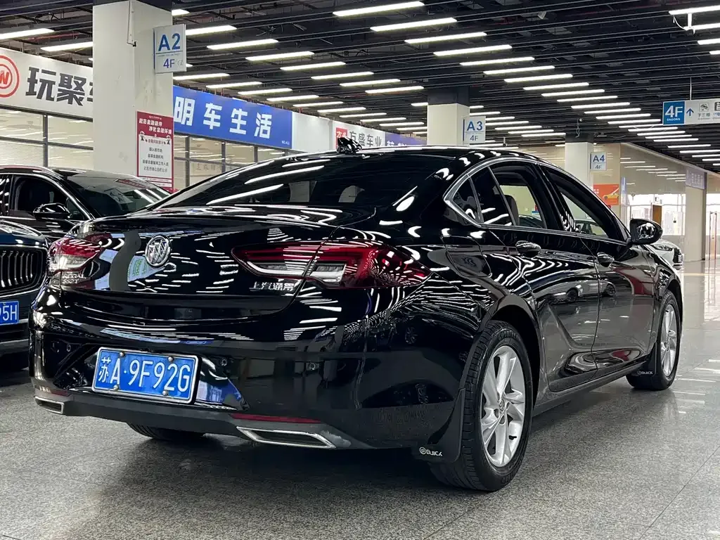 Buick Regal — фото 10