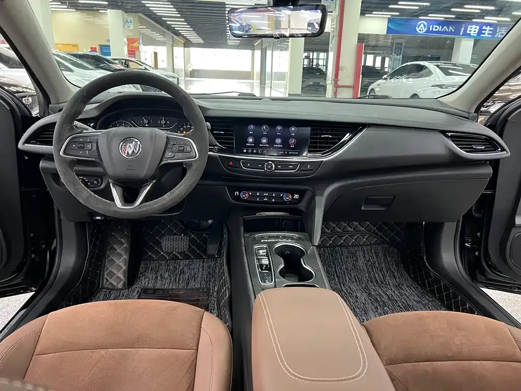 Buick Regal — фото 7