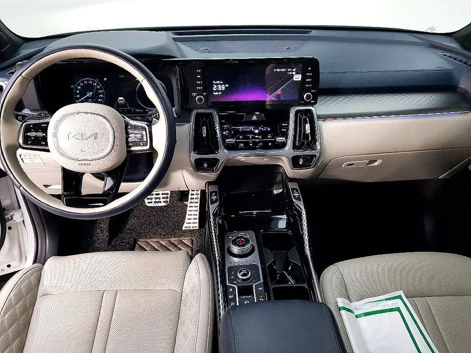 Kia Sorento — фото 7