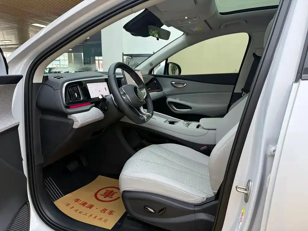 BYD Hiace 05 EV — фото 4