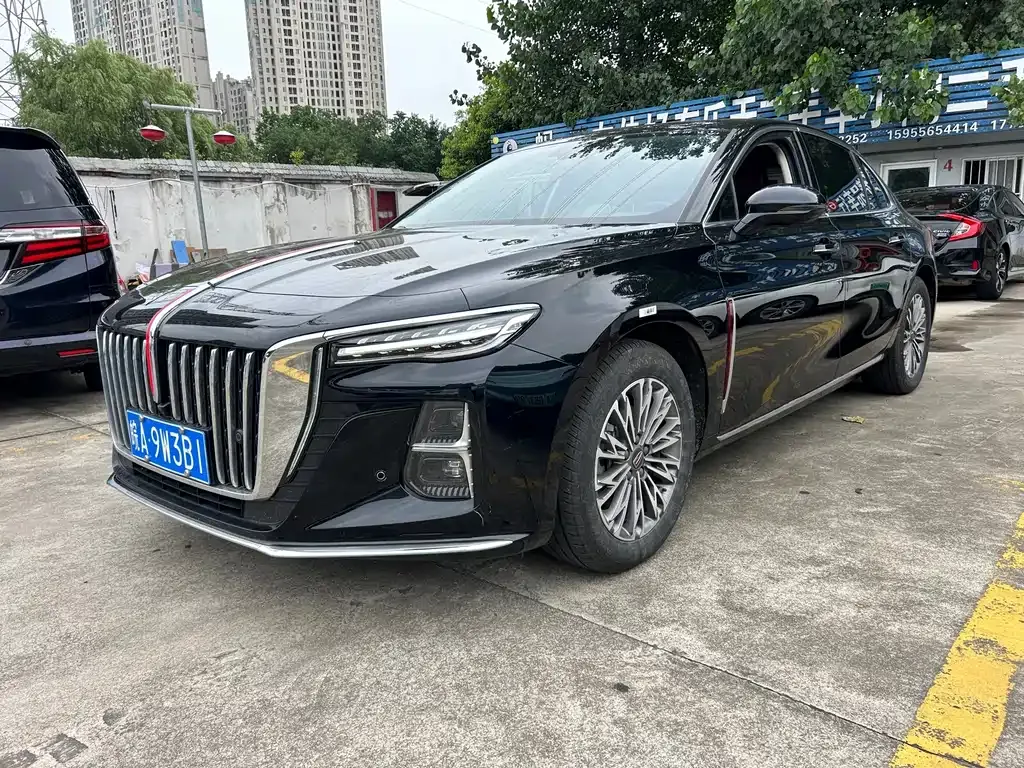 Hongqi H5 — фото 1