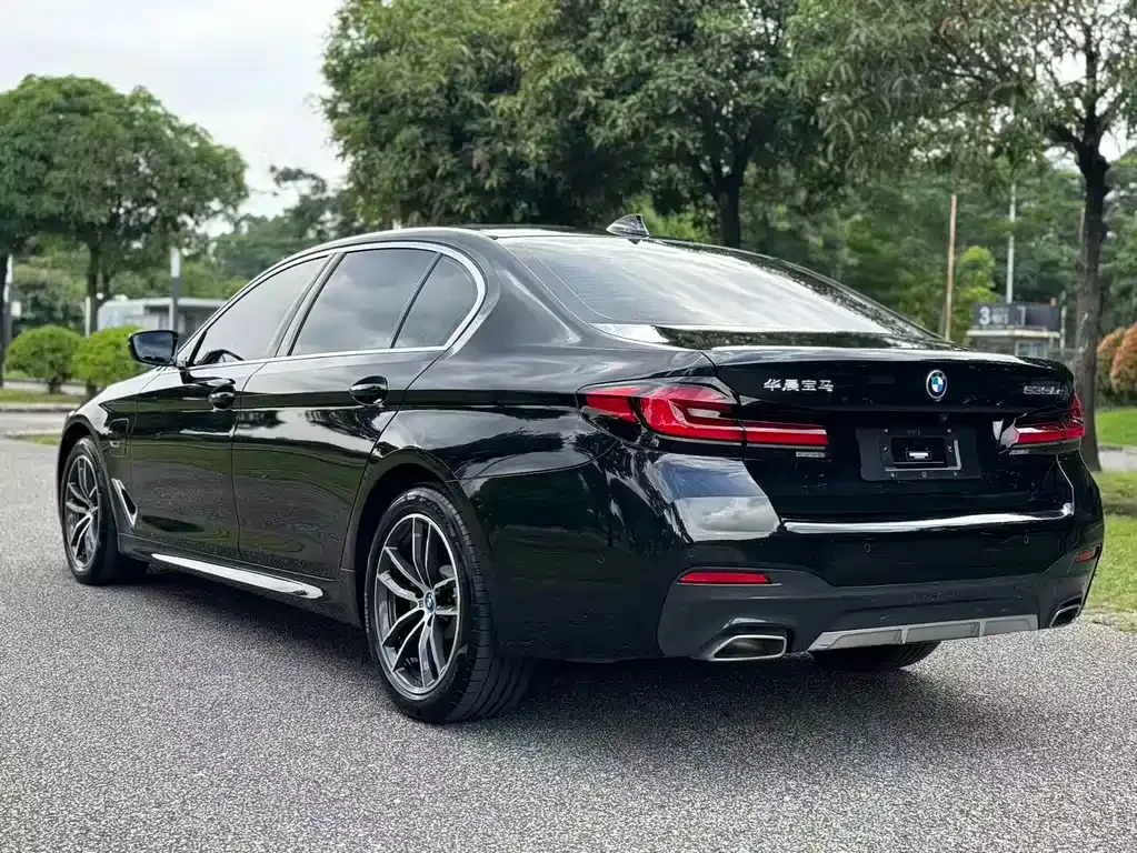 BMW 5 Series New Energy — фото 5