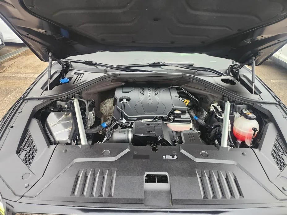 Genesis GV70 — фото 9