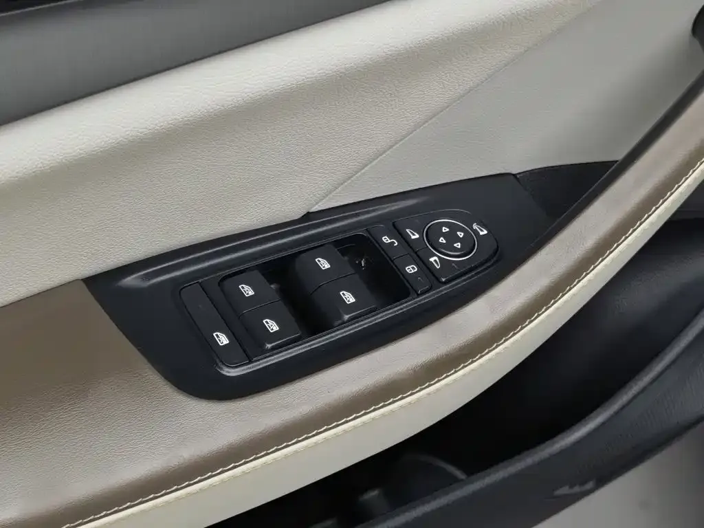 BYD Qin PLUS — фото 10