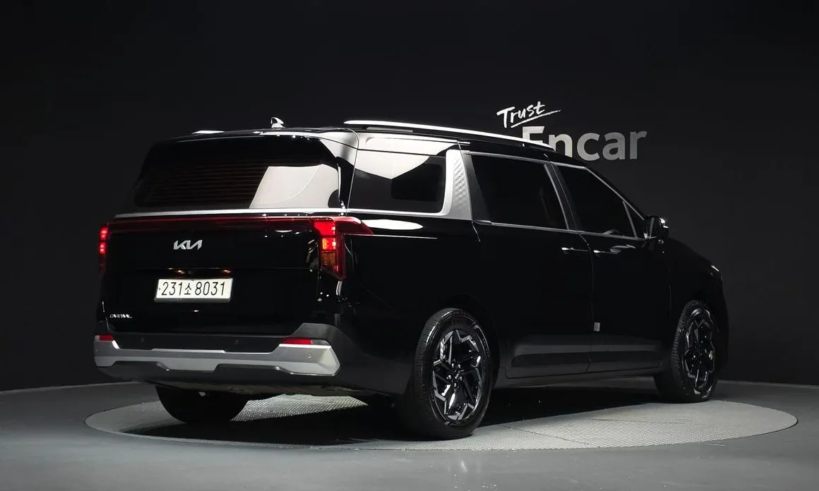 Kia Carnival — фото 6