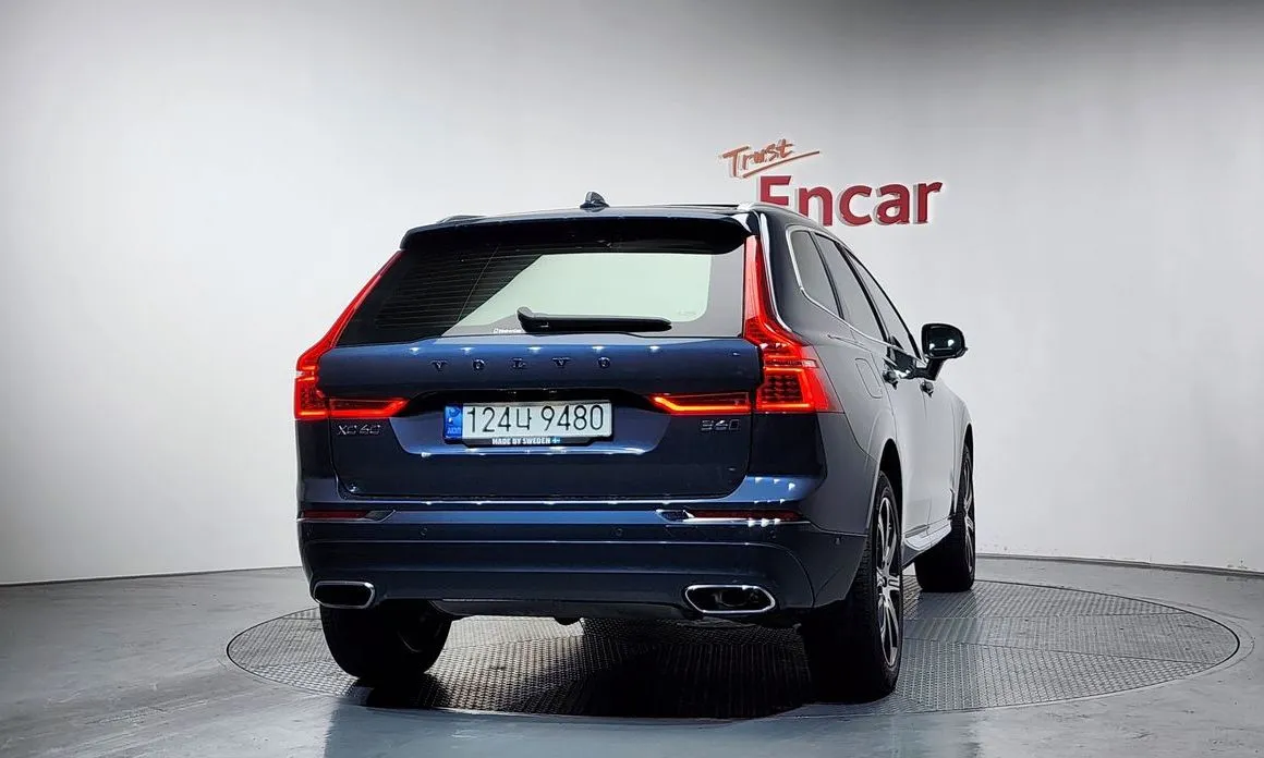 Volvo XC60 — фото 4