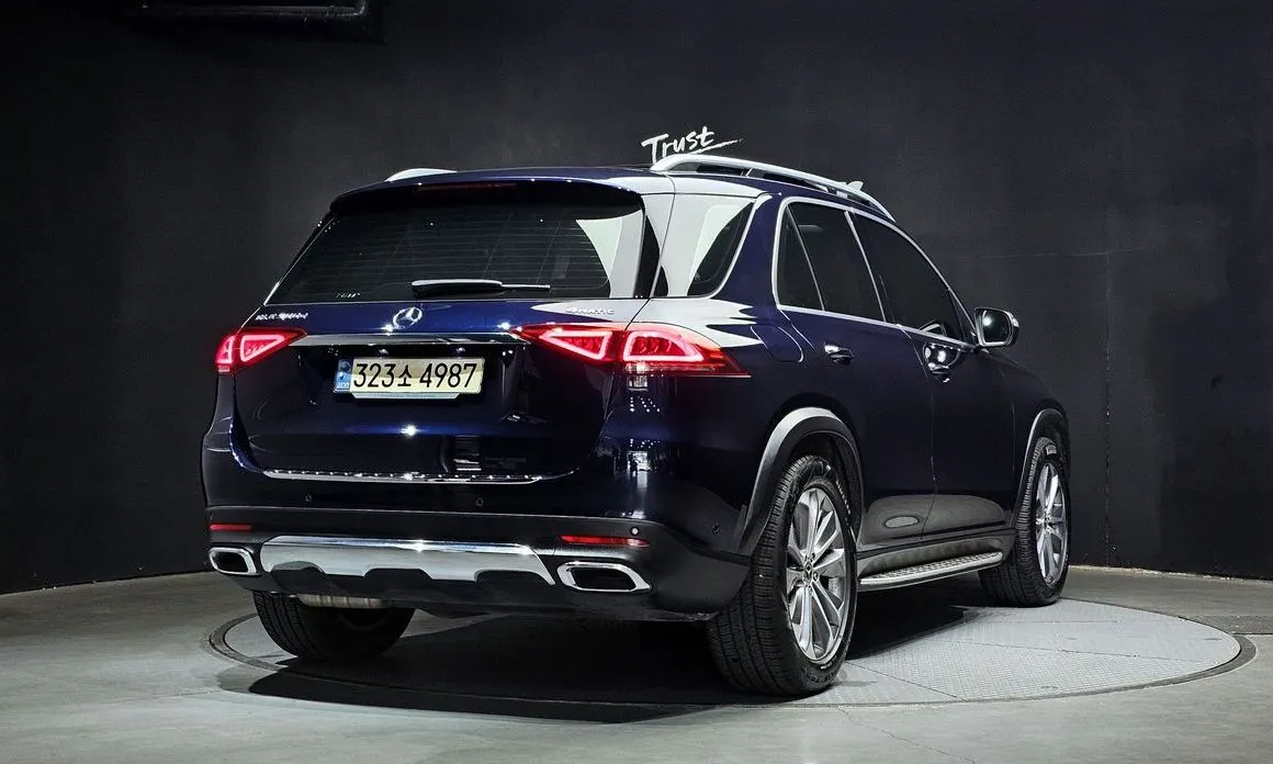 Mercedes-Benz GLE-Class — фото 7