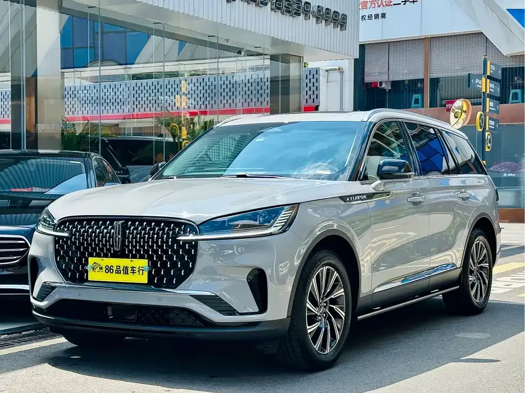 Lincoln Aviator — фото 1