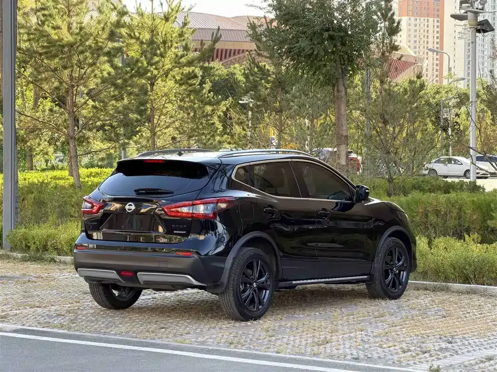 Nissan Qashqai — фото 5
