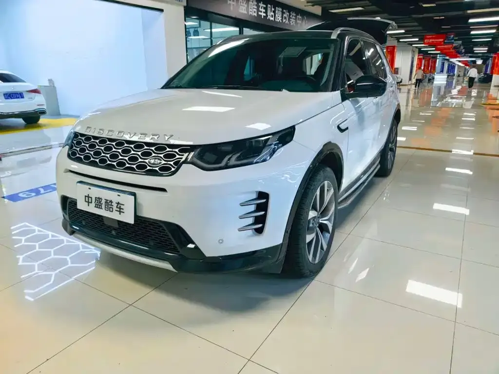 Land Rover Discovery Sport — фото 1