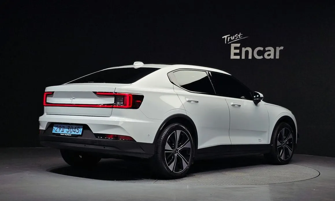Polestar Polestar 2 — фото 2