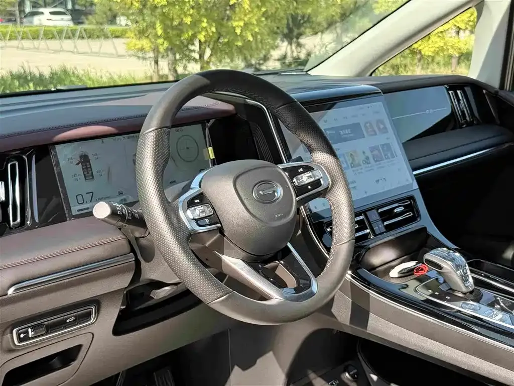GAC Motor Trumpchi M8 — фото 4