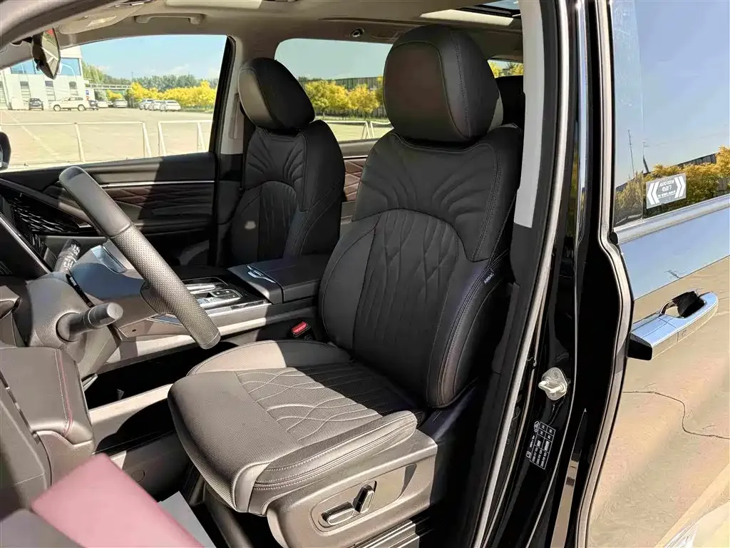 GAC Motor Trumpchi M8 — фото 7