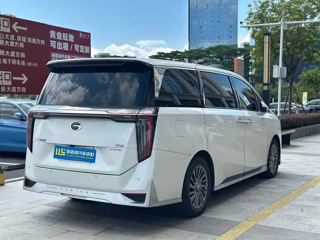 GAC Motor Trumpchi M8 — фото 8