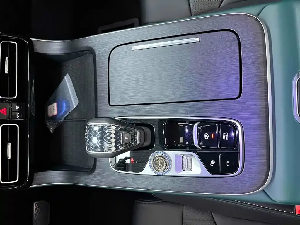 GAC Motor Trumpchi GS8 — фото 8