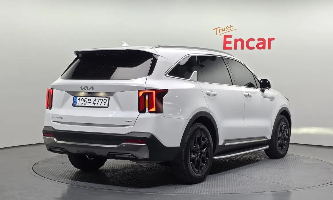 Kia Sorento — фото 4