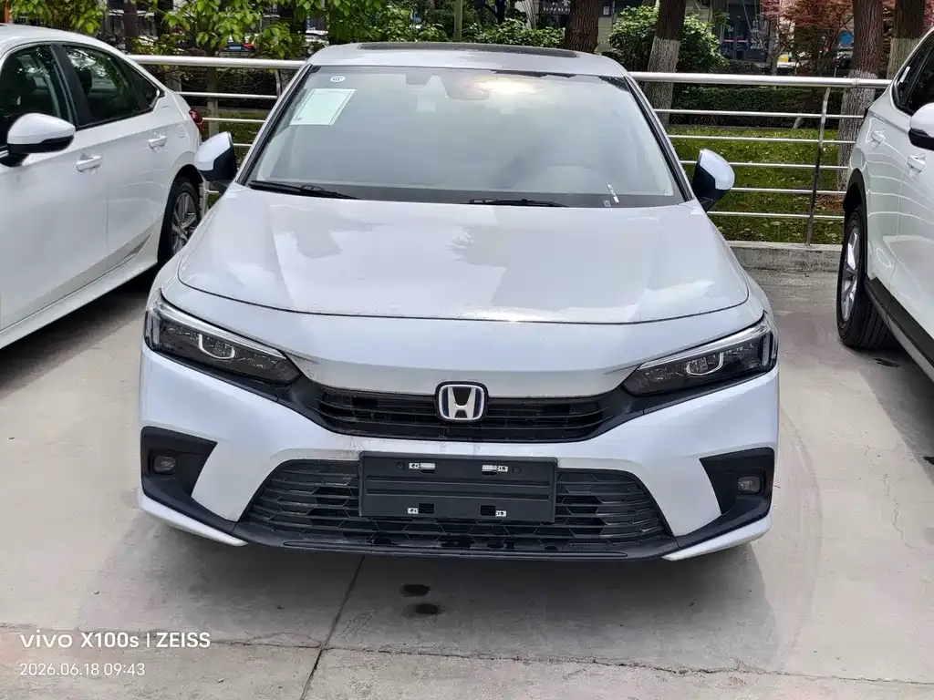 Honda Civic — фото 5