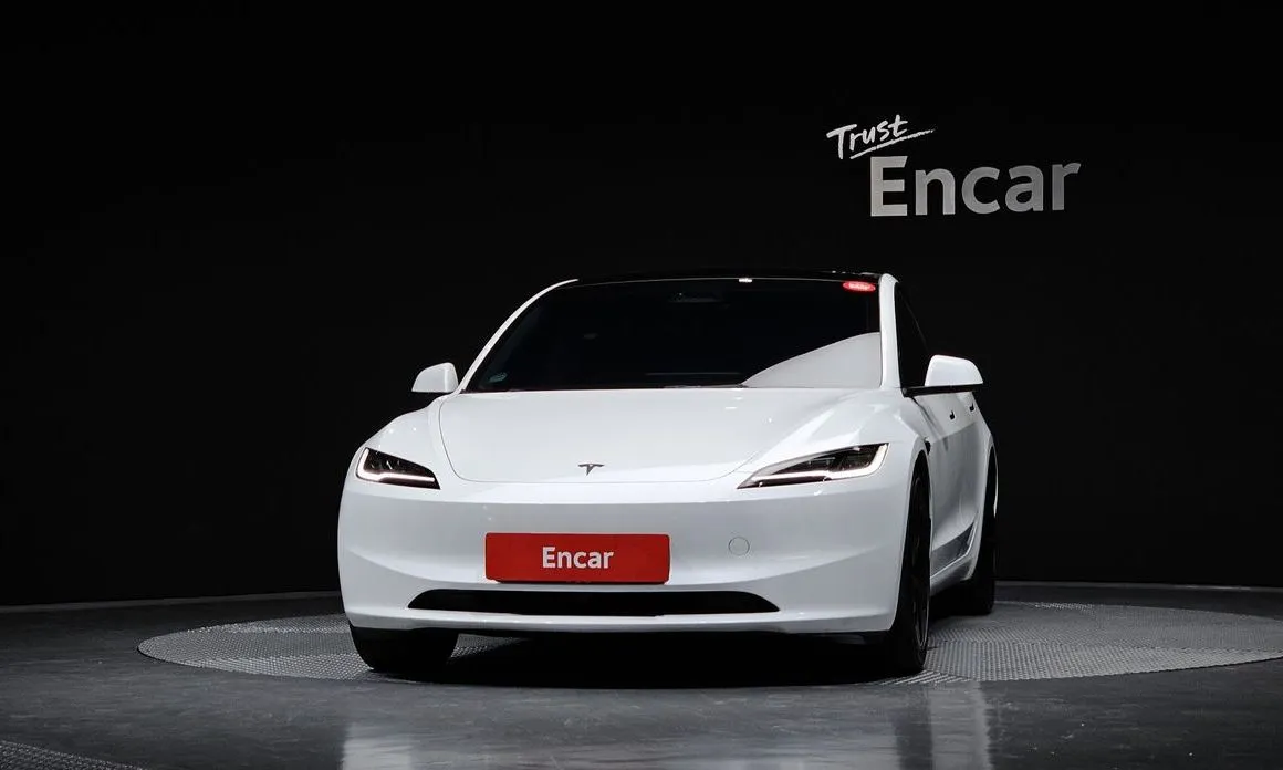 Tesla Model 3 — фото 2