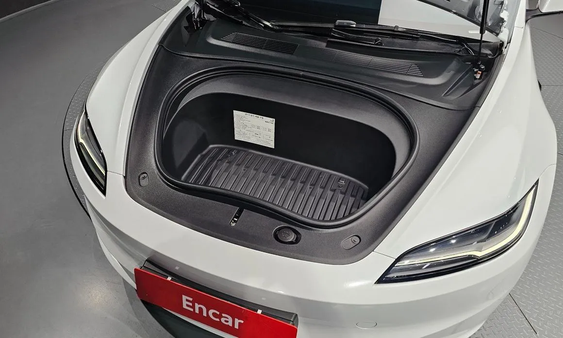 Tesla Model 3 — фото 5