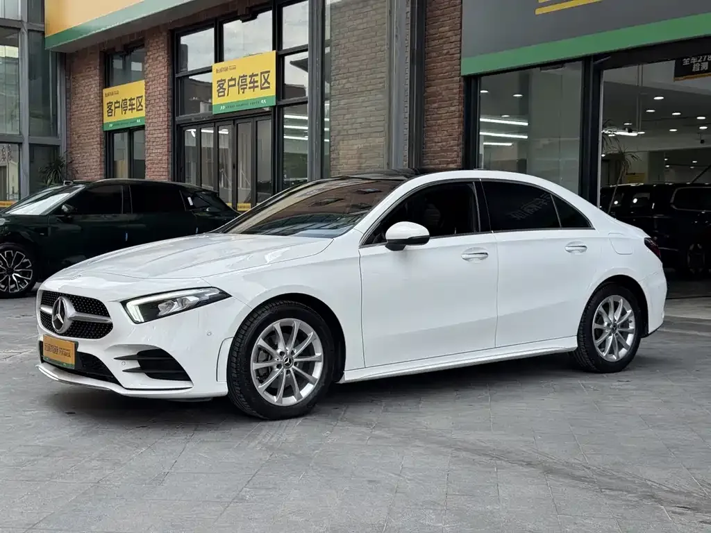 Mercedes-Benz A-Class — фото 7