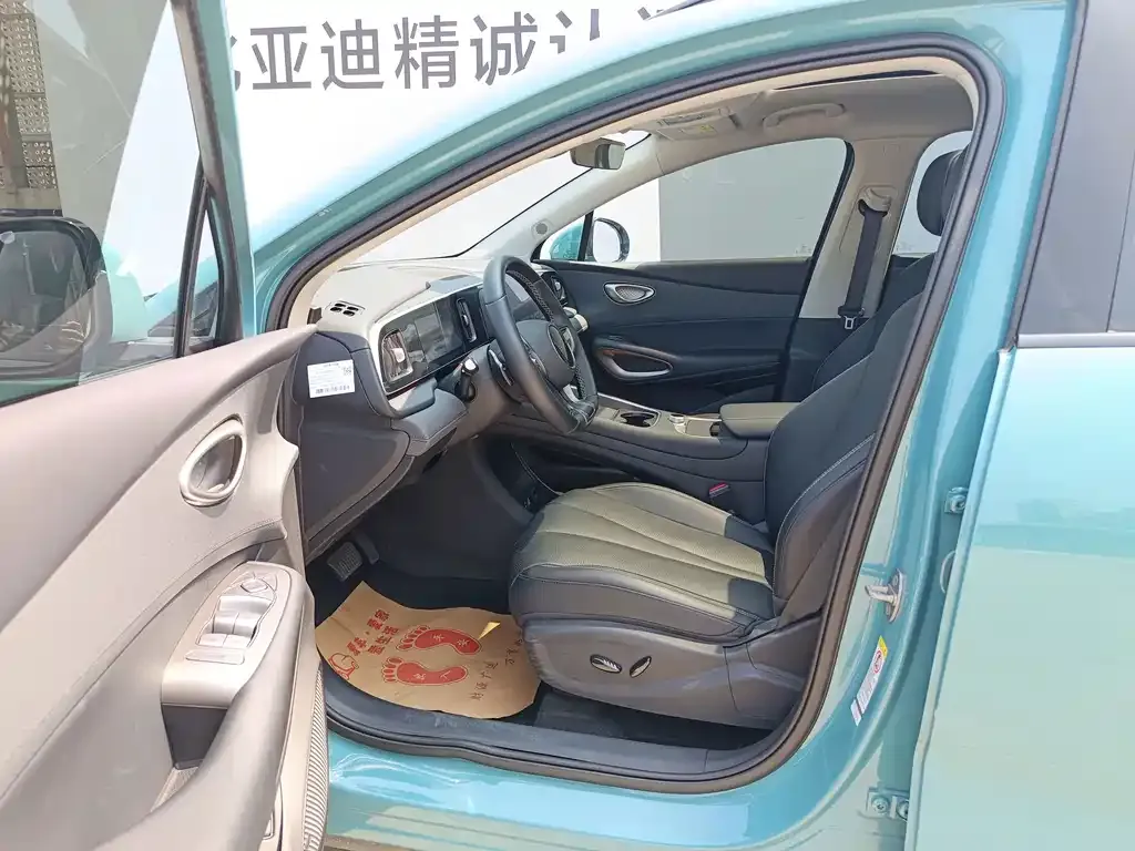 BYD Hiace 05 EV — фото 9