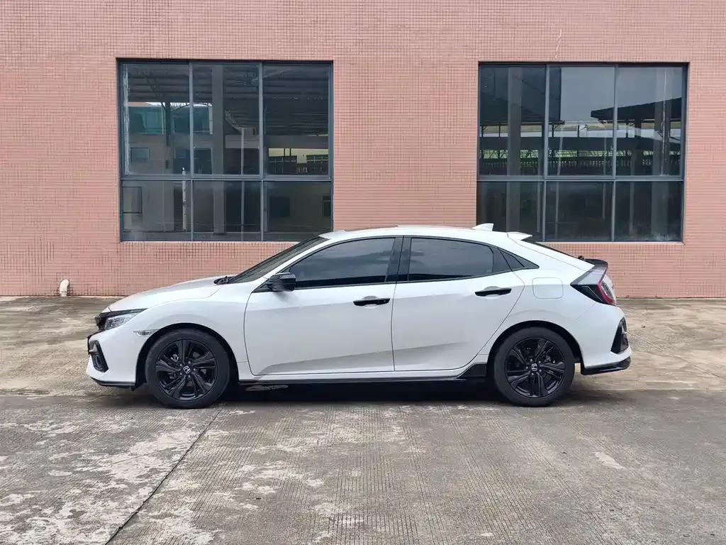 Honda Civic — фото 7