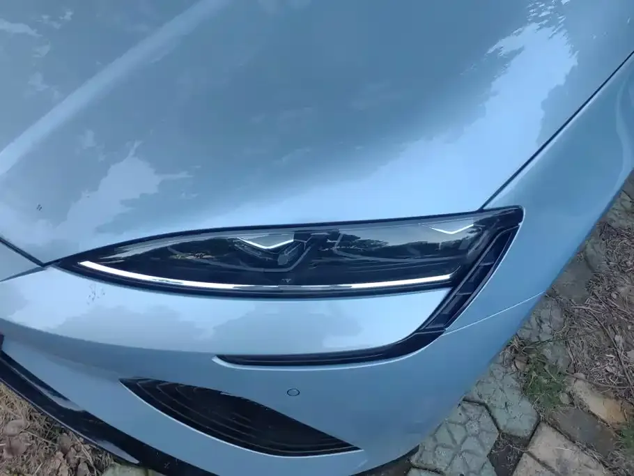 BYD Seal — фото 6