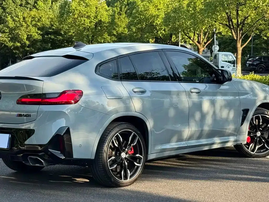 BMW X4 M40i — фото 7