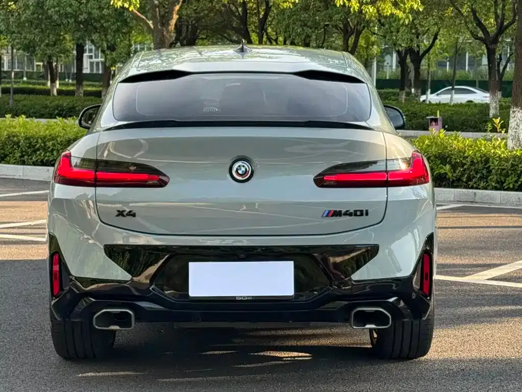 BMW X4 M40i — фото 2
